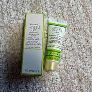 Mary Kay Satin Lips Shea Sugar‎ Scrub - White and Green